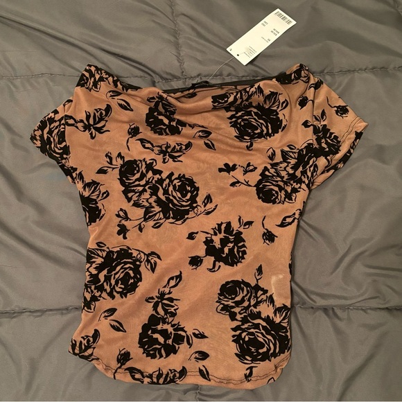 Urban Outfitters Mesh Rose Off the Shoulder Top - Picture 1 of 2